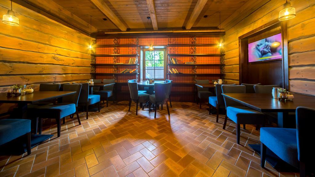 Hotel - Bar Grafaite Шяуляй Экстерьер фото