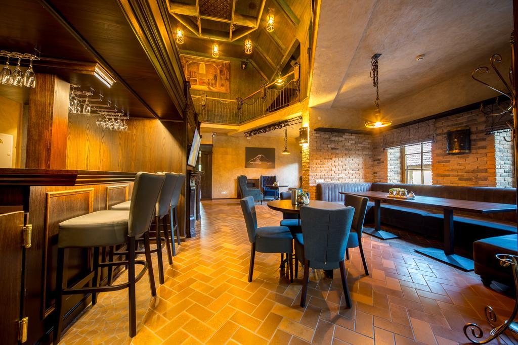 Hotel - Bar Grafaite Шяуляй Экстерьер фото