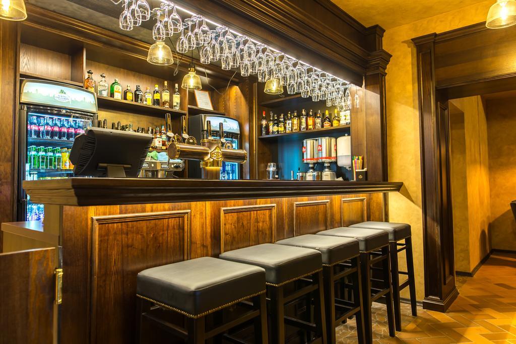 Hotel - Bar Grafaite Шяуляй Экстерьер фото